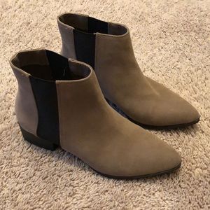 H&M Chelsea Boots | EUC